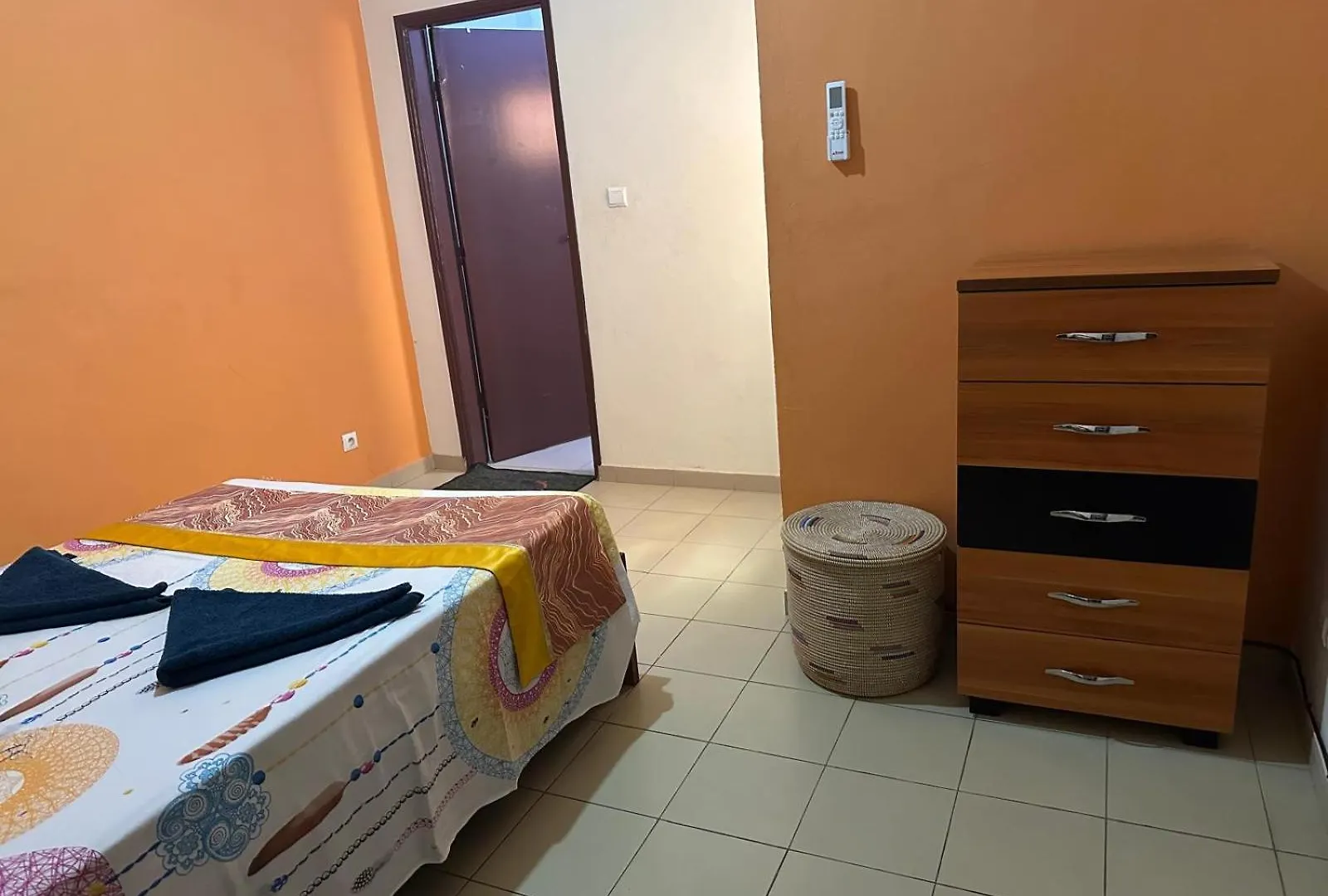 Appartement Spacieux Chez Keur Matou - F2 داكاغْ السنغال